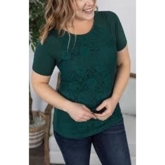 Juliet Lace Front Top‎ - Picture 1 of 3